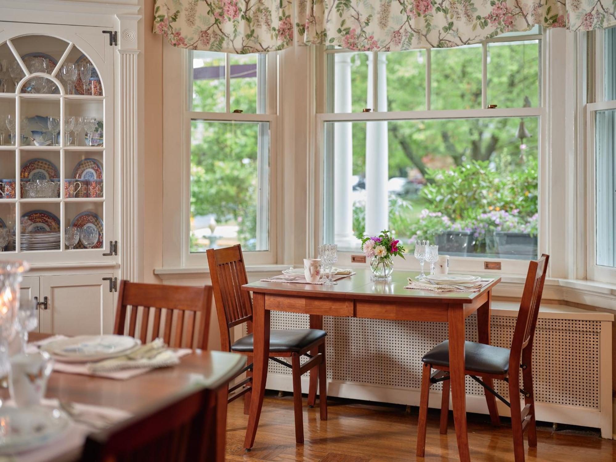 Mooreland Garden Inn 칼라일 외부 사진